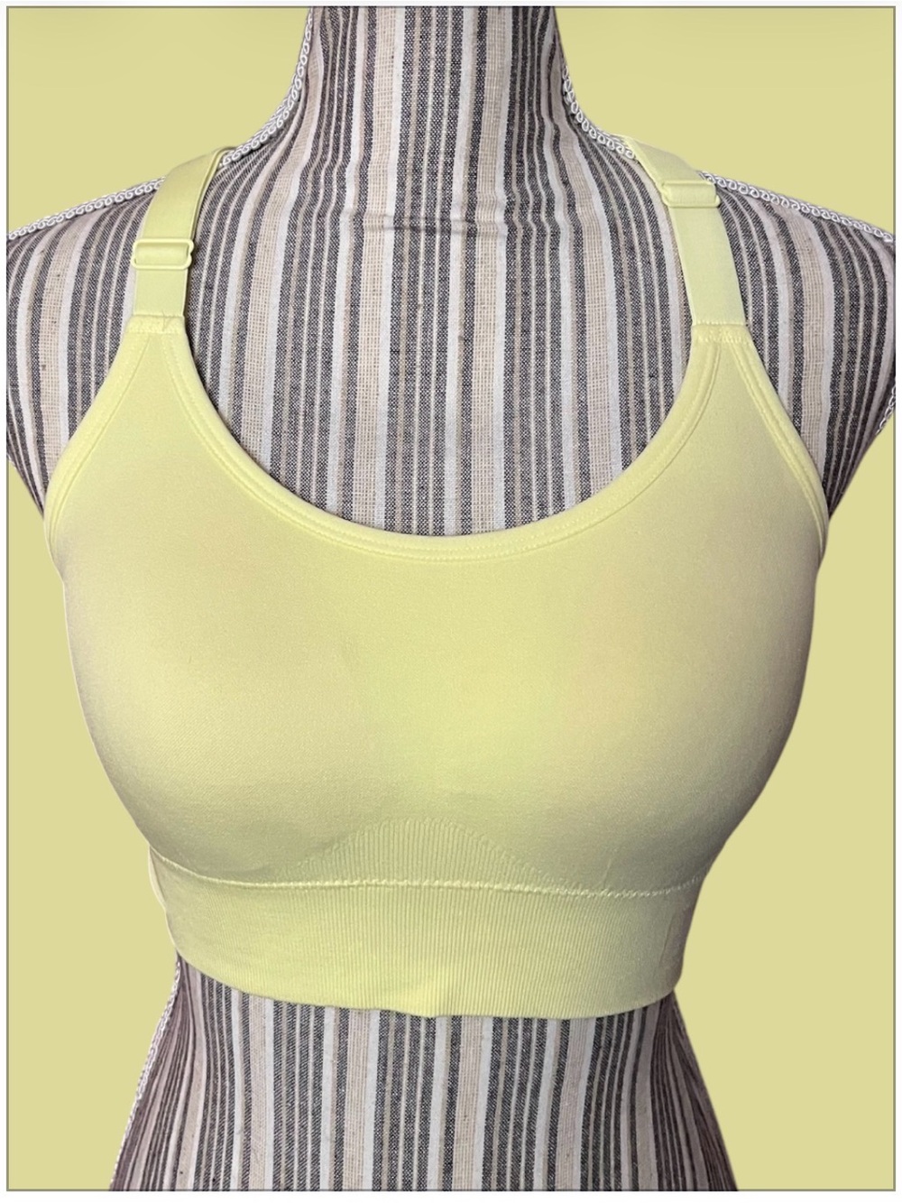 New Balance Pale Lemon Seamless Sports Bra